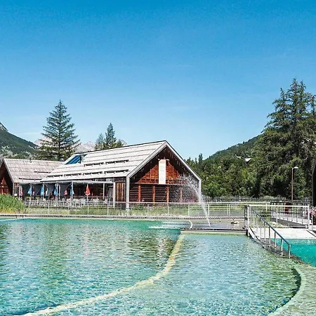 Apartment 4 Pers Avec Piscine, Proche Telecabines Et Commerces, Acces Direct Ski, - Fr-1-330f-106 La Salle-les-Alpes
